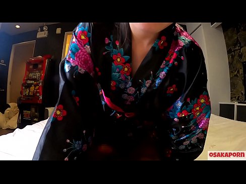 ❤️ Gənc cosplay qız bir atlı qadında fışqırma ilə orgazm olmaq üçün cinsi sevir. Həvəskar videoda ənənəvi yapon geyimində tüklü pişik və gözəl döşləri olan asiyalı qız sikişmə oyuncaqları ilə mastürbasyon nümayiş etdirir. Sakura 3 OSAKAPORN. ❌ Porn video bizdə ﹏